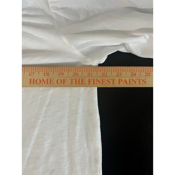 Old Navy Women’s Puff Sleeve Top M White Key Hole Coquette Cottage Flowy NWT - Picture 6 of 9